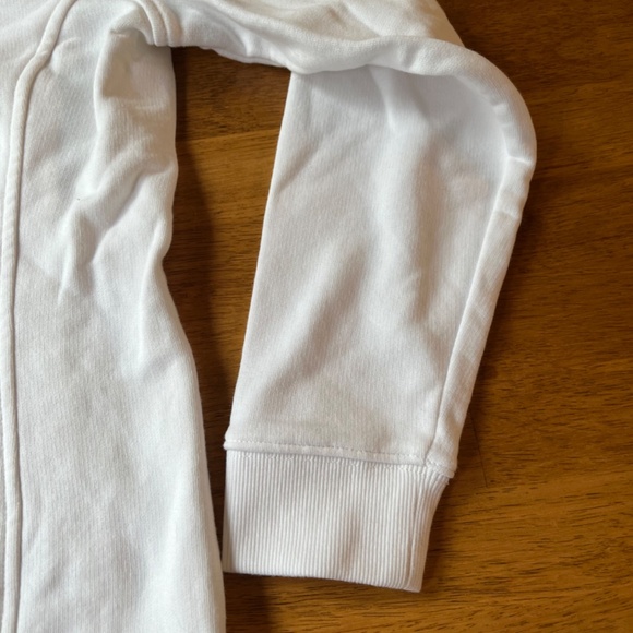 Vineyard Vines White ZipUp - Picture 5 of 8